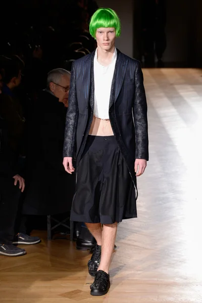 Look 7